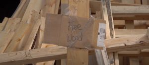 Free wood for cheap DIY Vocal Booth. Build own vocal booth