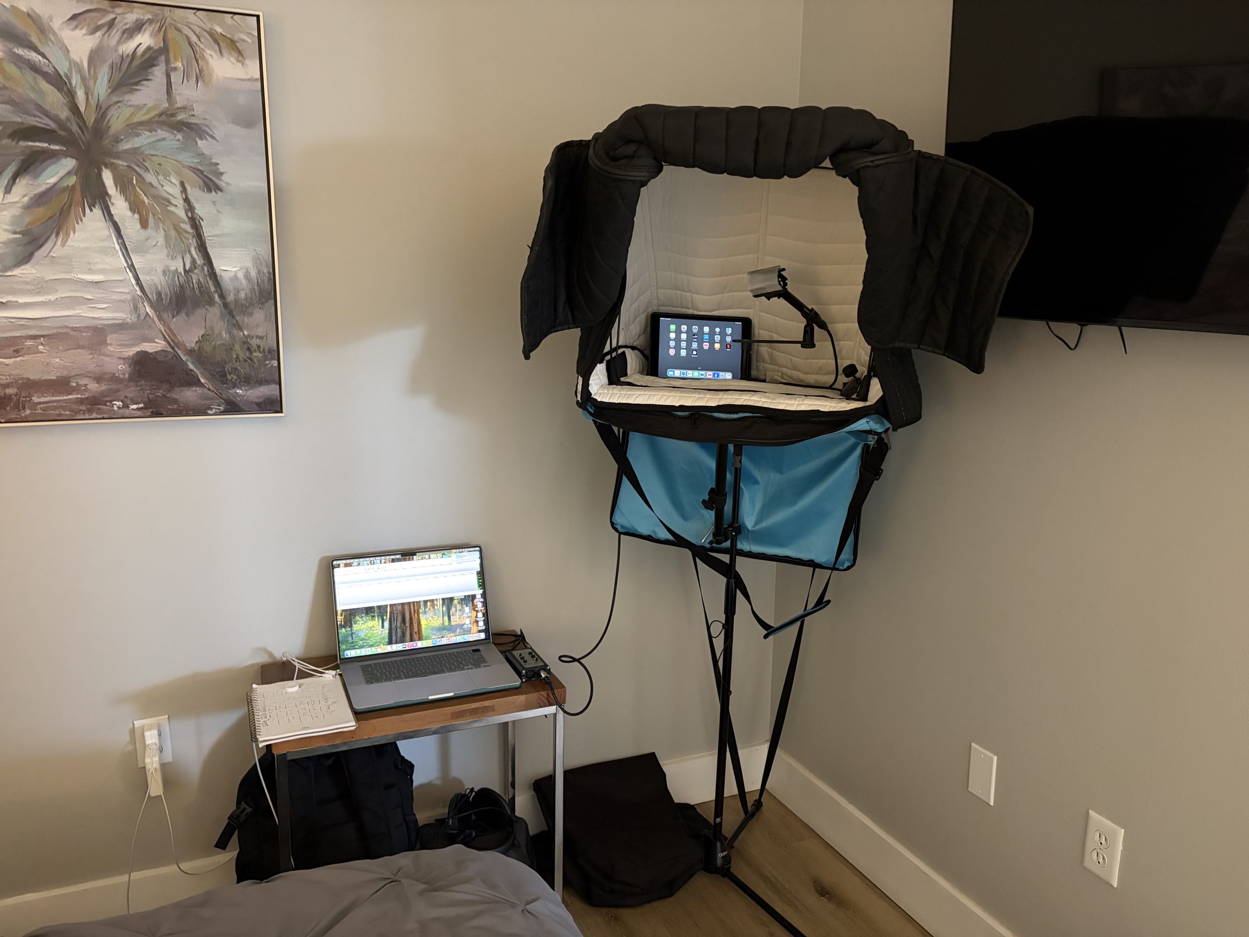 VOMO: portable vocal booth that goes strong for many many years!